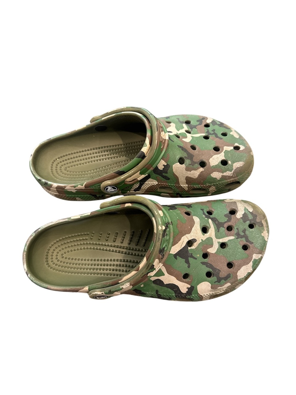 CROCS Classic Clog in Green Camo